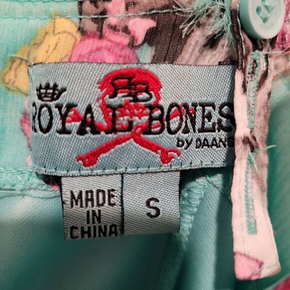 FINAL SALE🌷ROYAL Bones skull print dress size Small - Picture 9 of 16
